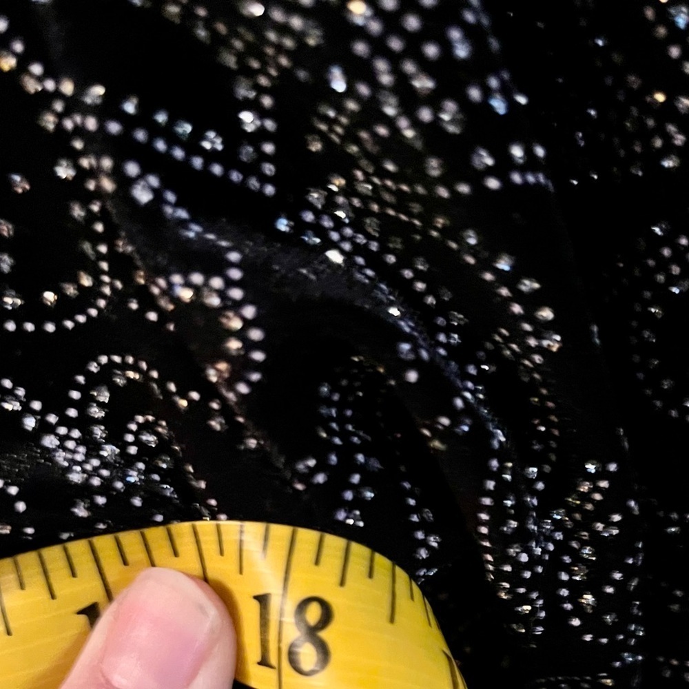 Notations NWT Black Silver Glitter Velvet Ruffle Cardigan Twofer Top Petite PM - Picture 16 of 17